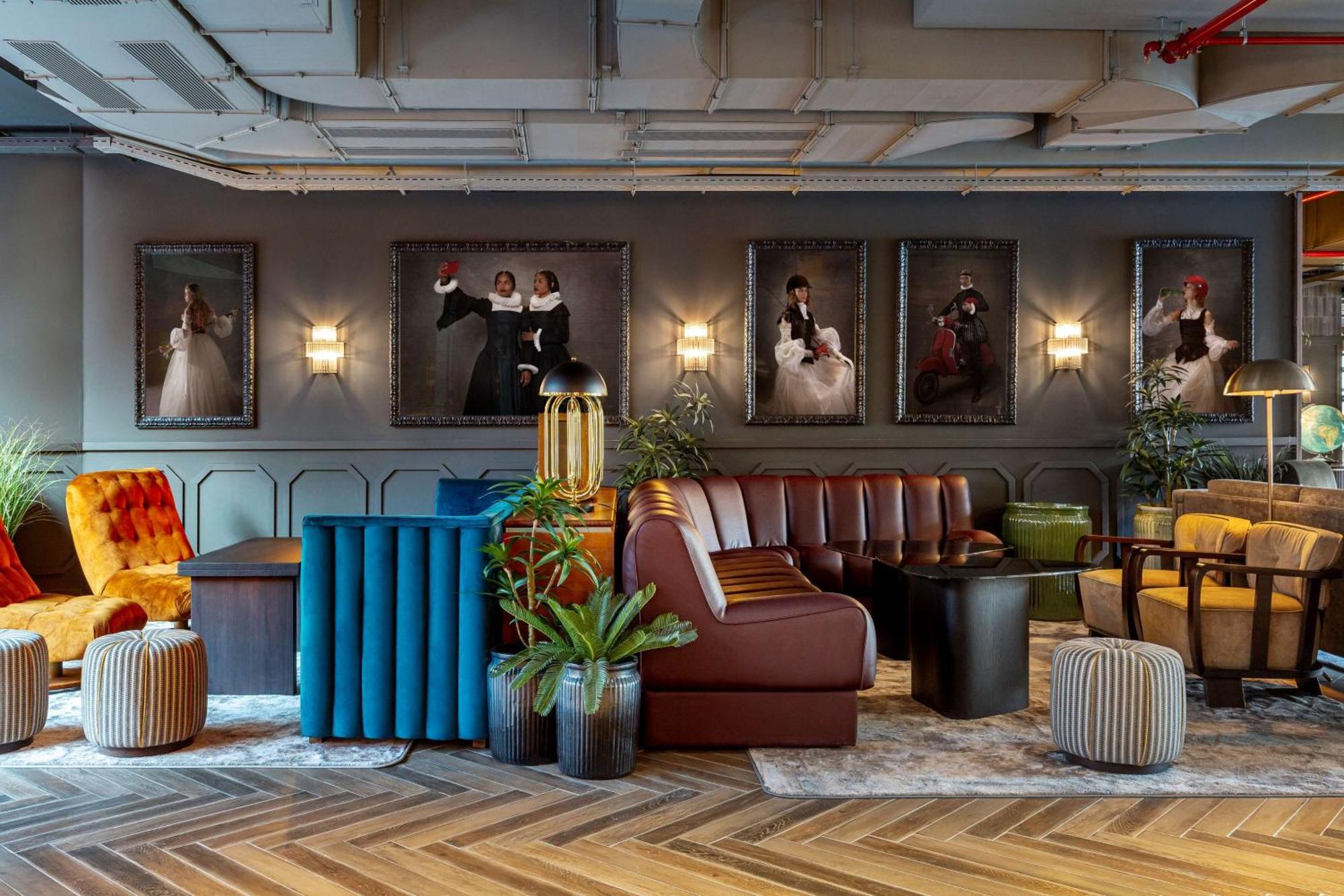 Radisson Red Madrid — Photos 1